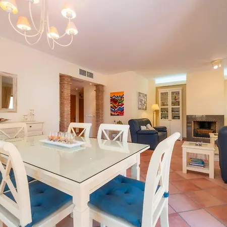 Villa 3 Quartos, Piscina, Ac, Garagem, Prestige For