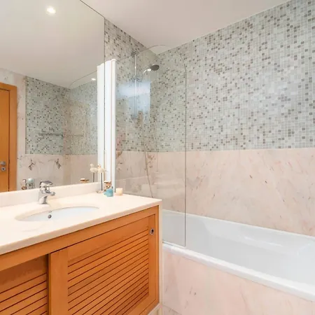 Villa 3 Quartos, Piscina, Ac, Garagem, Prestige For Vilamoura