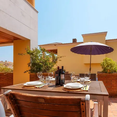 3 Quartos, Piscina, Ac, Garagem, Prestige For Villa