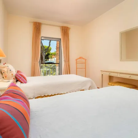 Villa Vilamoura Mz, Piscina Bbq Prestige For Faro