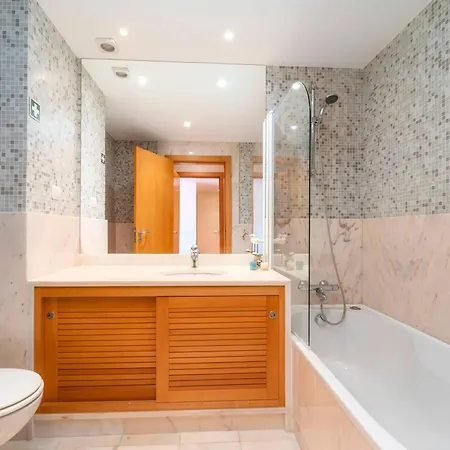 3 Quartos, Piscina, Ac, Garagem, Prestige For