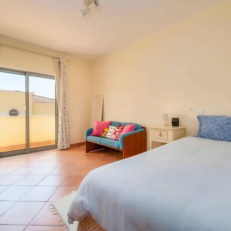 3 Quartos, Piscina, Ac, Garagem, Prestige For Willa *